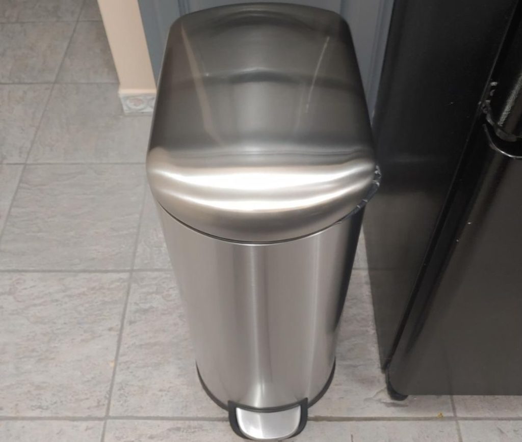 An Amazon Basics Trash Can