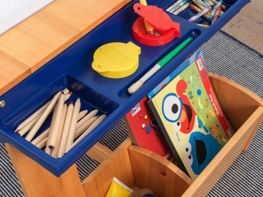 KidKraft Storage Art Table