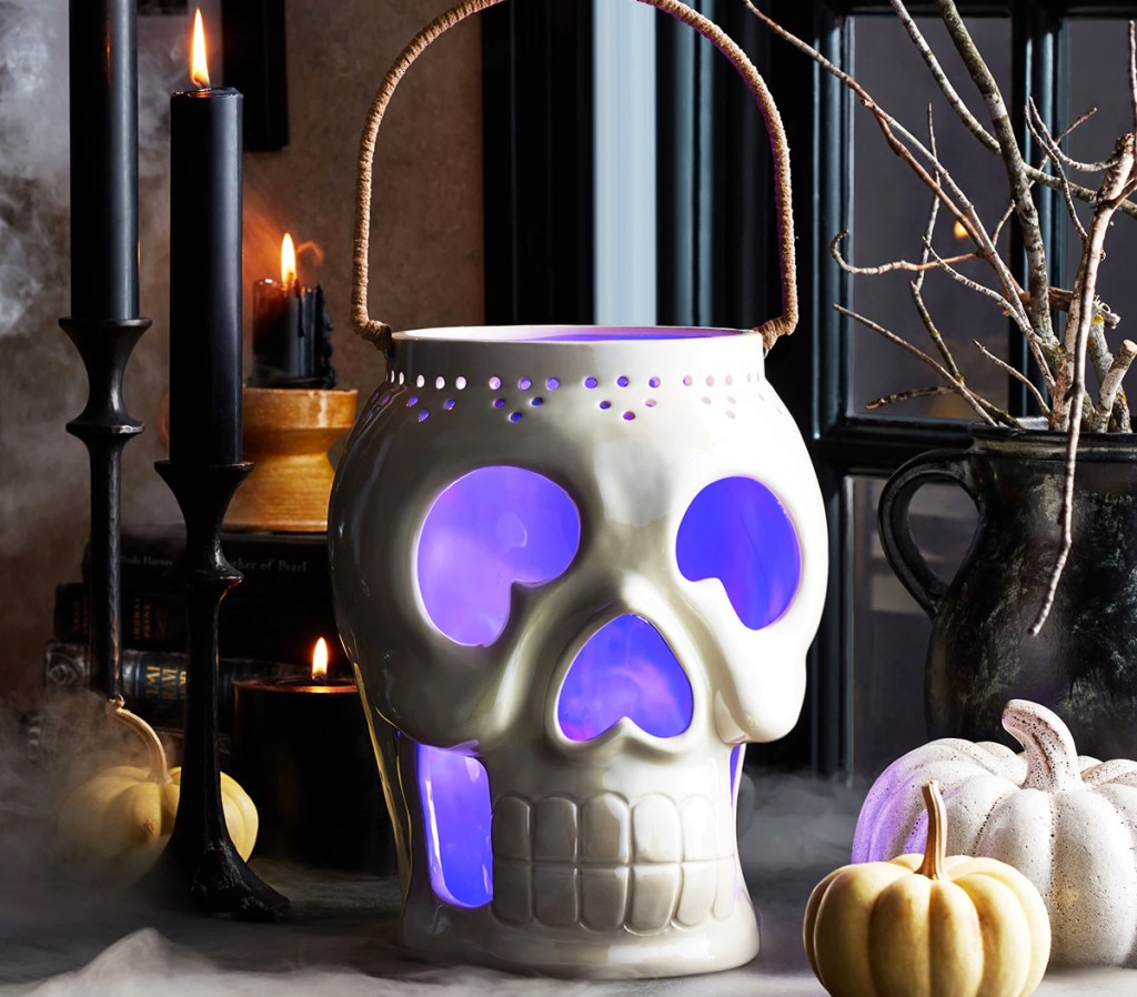 skeleton lantern with purple eyes