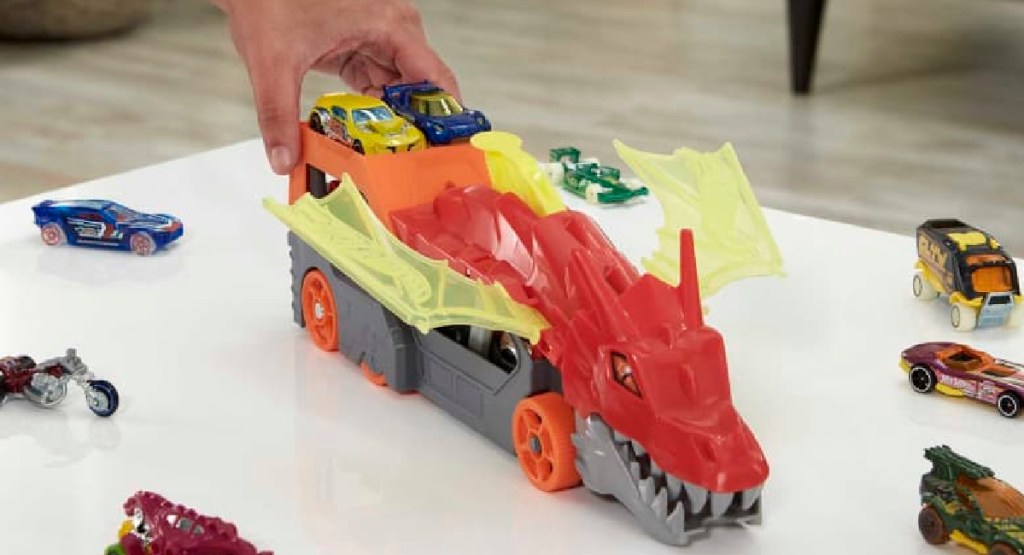 Hot Wheels Dragon Launcher