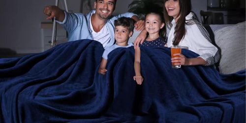 Oversized Throw Blanket Only $29.98 on SamsClub.com (Reg. $40) | Over 9′ x 11′ & Perfect For Movie Night