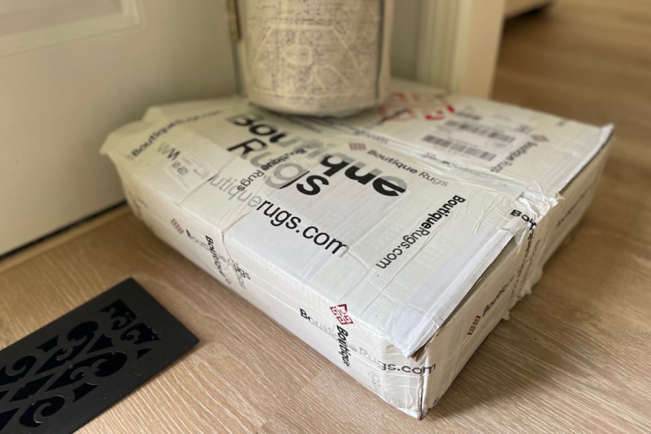 boutique rugs shipping box