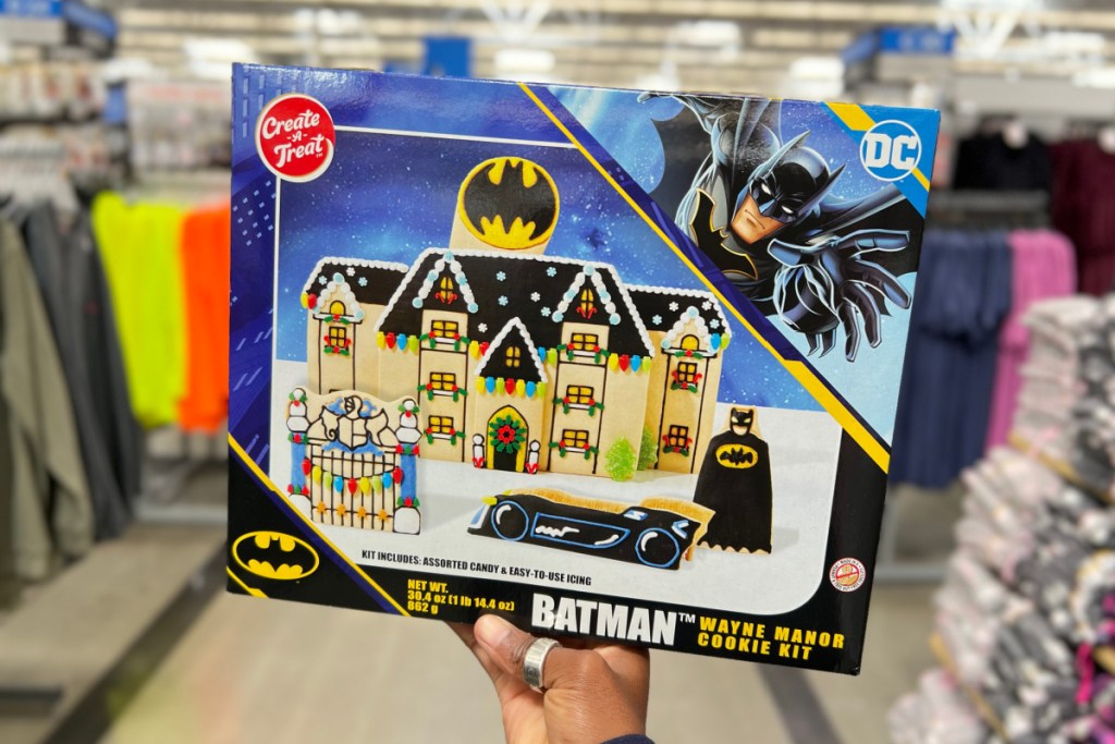 batman gingerbread house kit