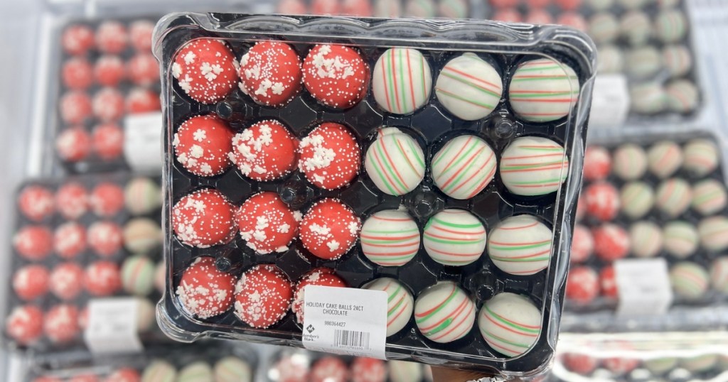 4-Count of Christmas Cake Balls