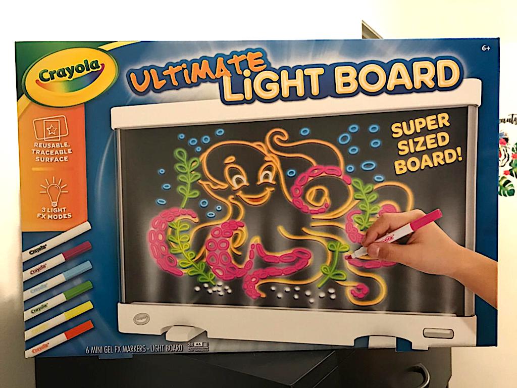 Crayon light board 