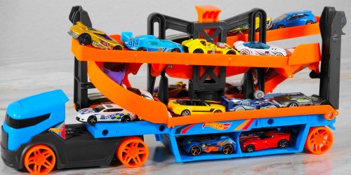 Hot Wheels Lift & Launch Hauler w/ 10 Cars Only $19.97 on Walmart.com (Reg. $35)