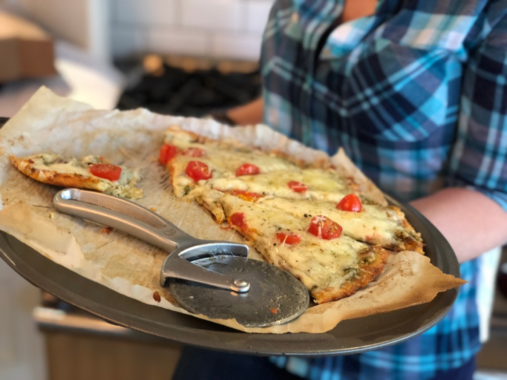 a keto cauliflower crust that can be used to make different meatless monday dinner ideas