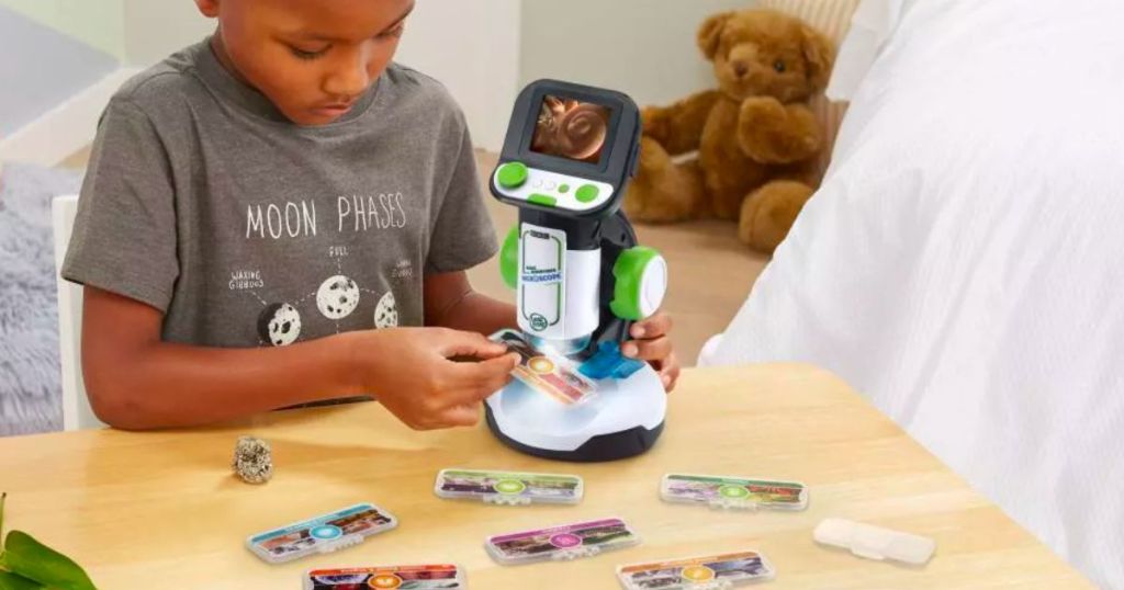 little bot using leapfrog microscope