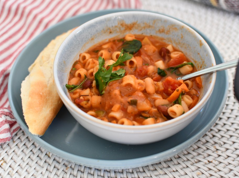 Meatless minestrone soup with bread