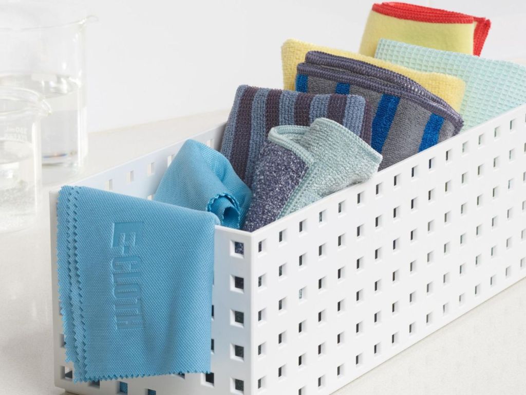 E-Cloth Microfiber Cleaning Cloths in a white plastic basket