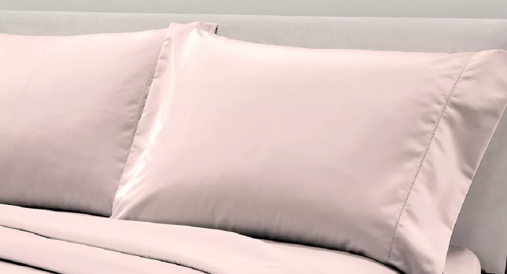 Sanders Microfiber Sheet 3 Piece Set set on the bed in color blush 