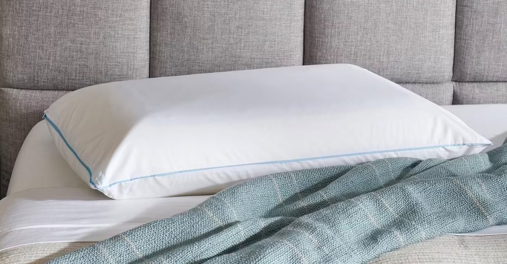 TEMPUR-Cloud Breeze Dual Cooling Pillow on a bed