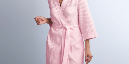 Croft & Barrow Women’s Waffle Robe from $20.93 on Kohls (Reg. $46) | Over 1,300 5-Star Reviews