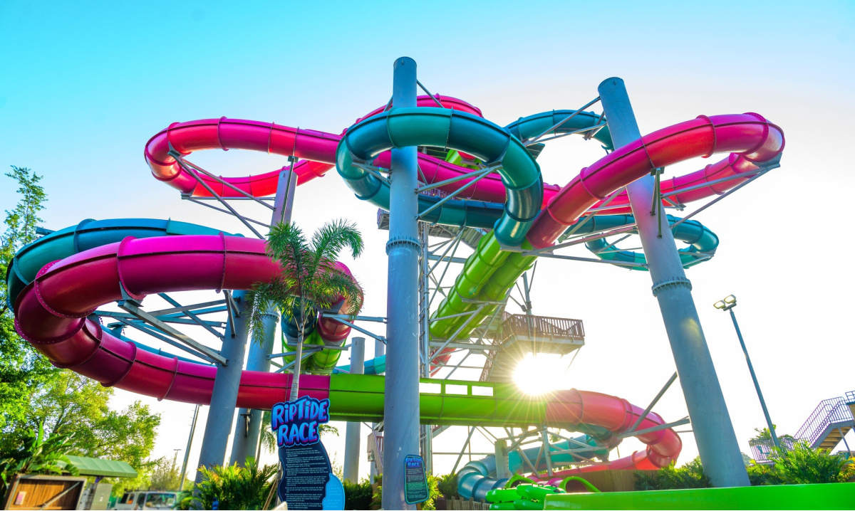 Waterslides at Aquatica Orlando park which offers free SeaWorld military tickets through the waves of honor program 