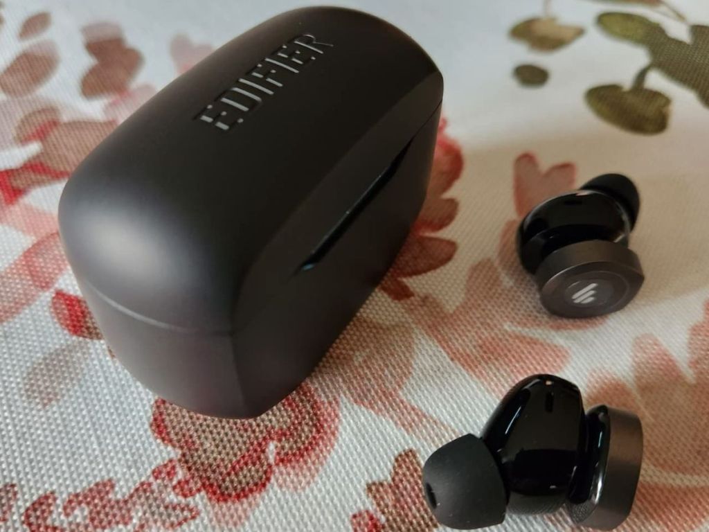 Edifier Earbuds next to the charging case