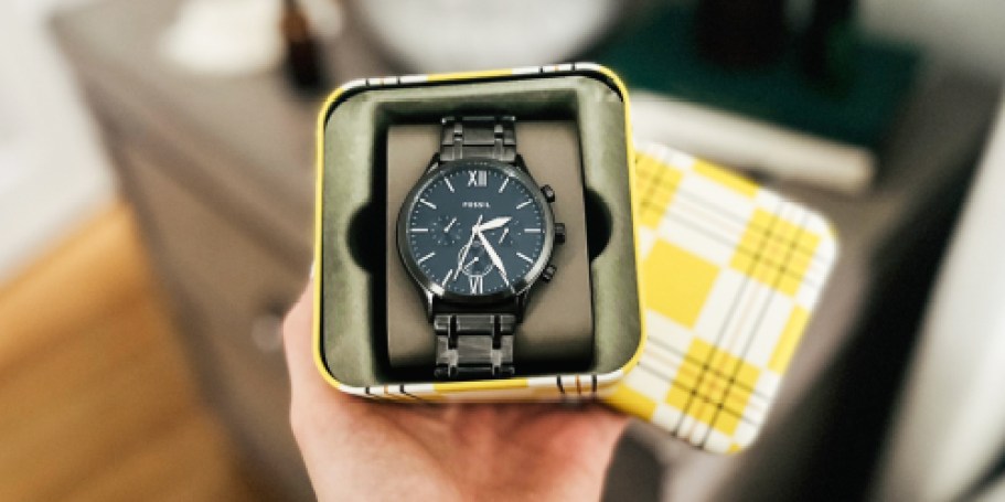 Up to 80% Off Fossil Sale | $15 Wallets & $38 Watches!