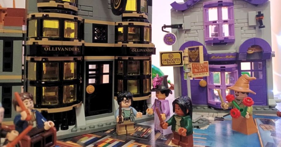 Close up view of LEGO Harry Potter Ollivanders & Madam Malkin's Robes Set