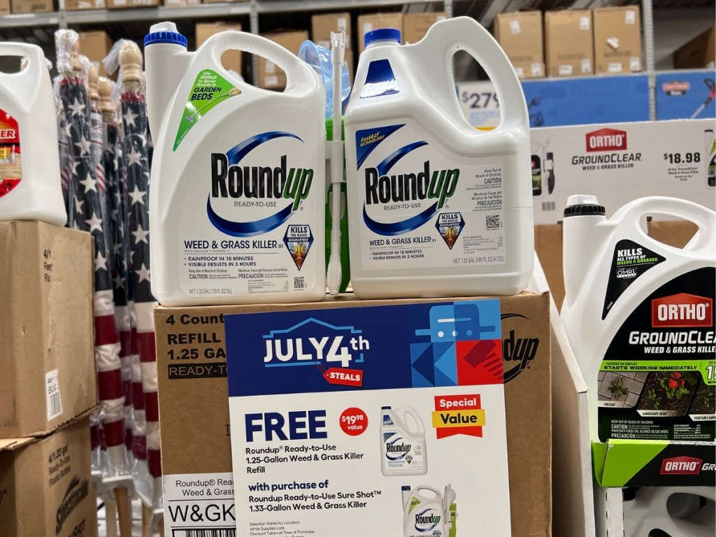 Roundup Ready-To-Use Sure Shot 1.33-Gallon with signage
