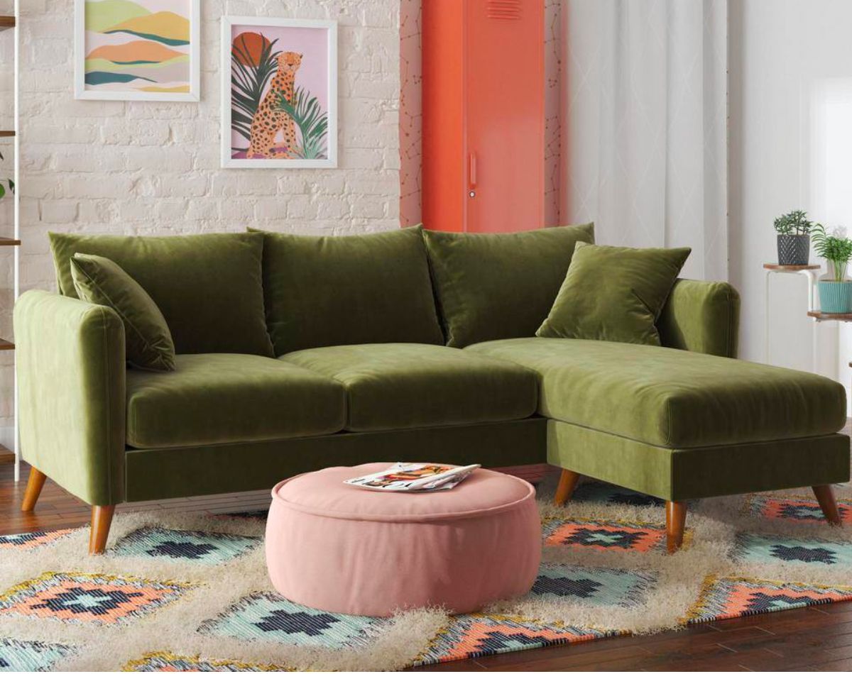 Rounded Arm Velvet L Shaped Reversible Sectional Sofa w:Pillows in Green