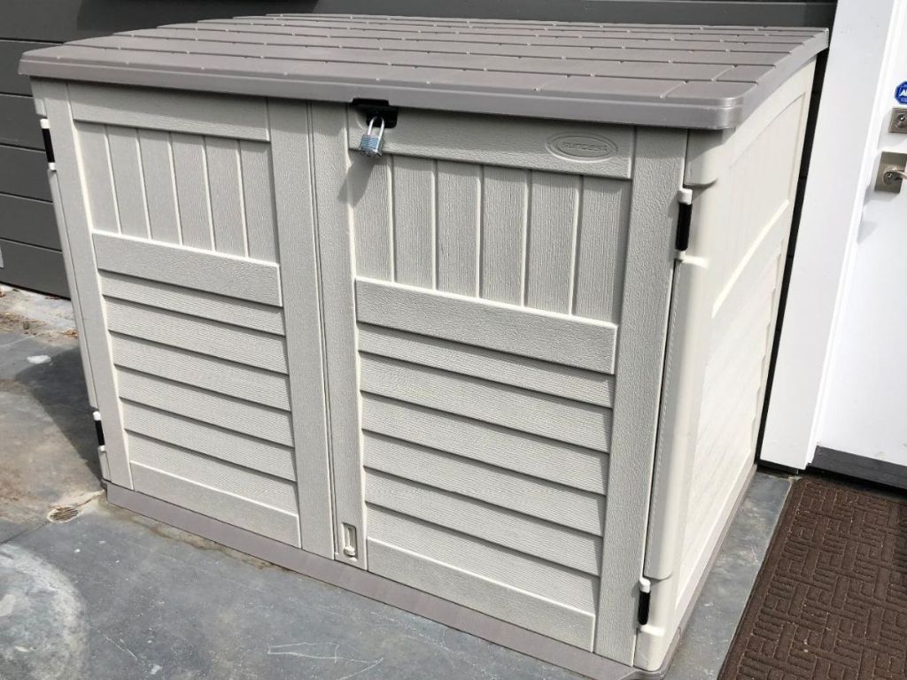 Suncast Storage Shed (1)