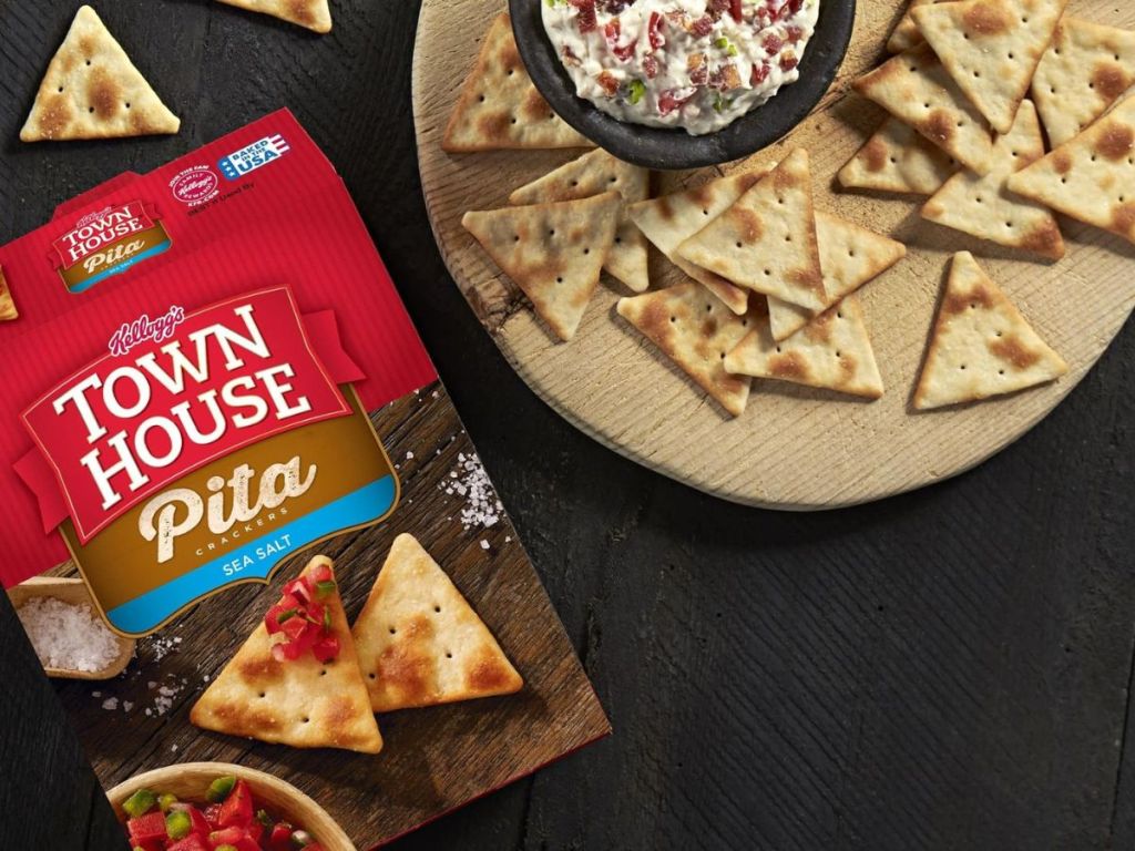 Town House Pita Sea Salt crackers with dip