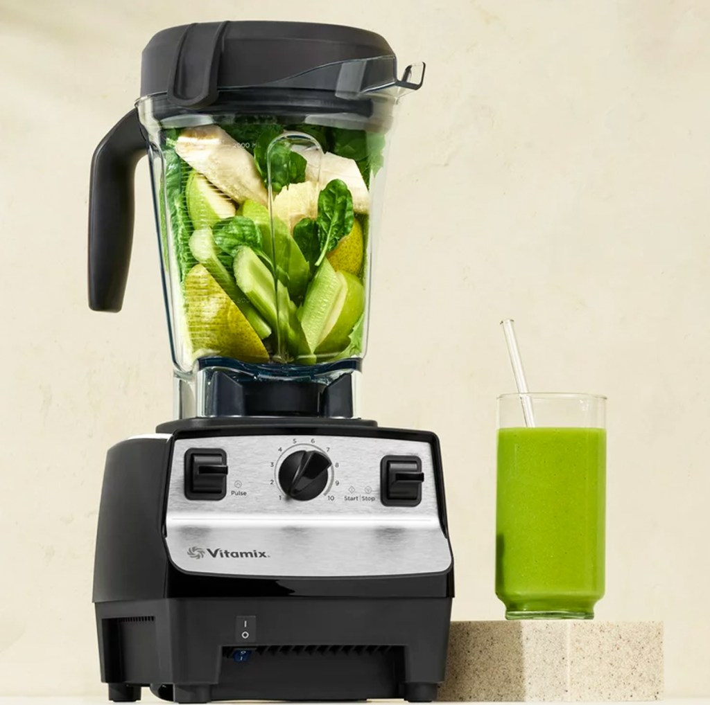 Vitamix 5300 Blender next to a green smoothie