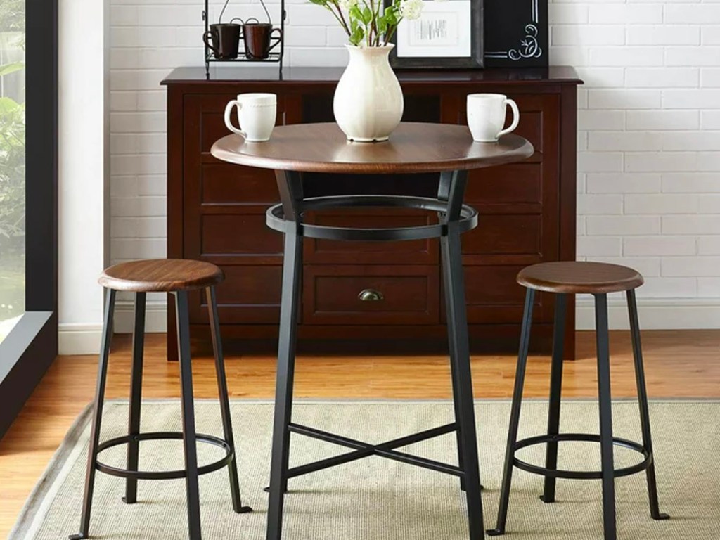 brown and black pub set with coffee mugs