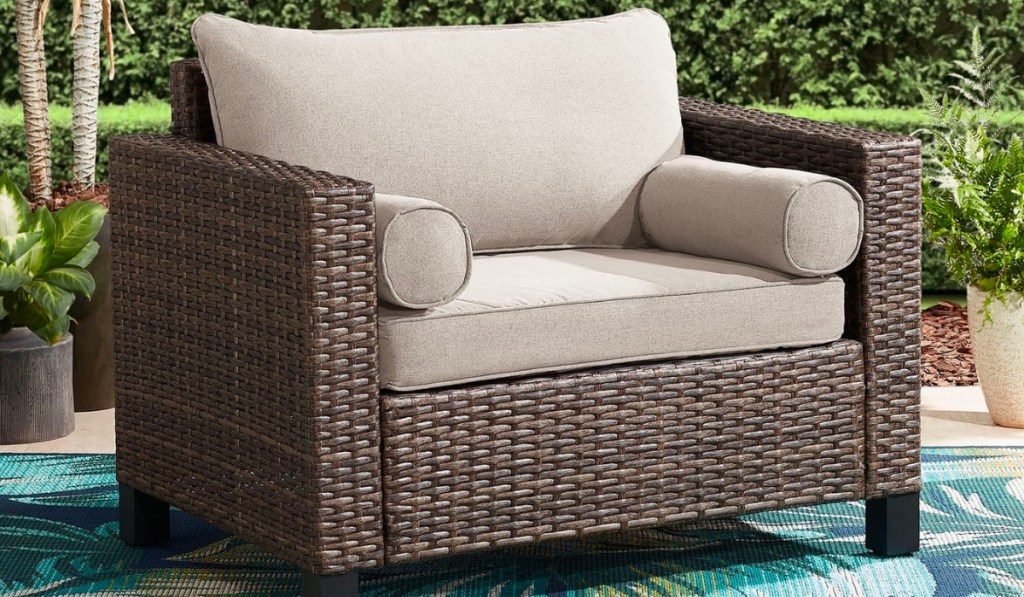 Better Homes & Gardens Brookbury Outdoor Cuddle Chair