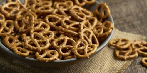 Happy Belly Mini Pretzels 40oz Canister Only $4.73 Shipped on Amazon (Regularly $10)