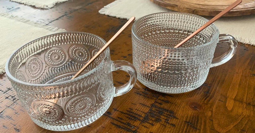 Vintage Coffee Mugs 2-Pack w/ Bamboo Lids & Gold Spoons