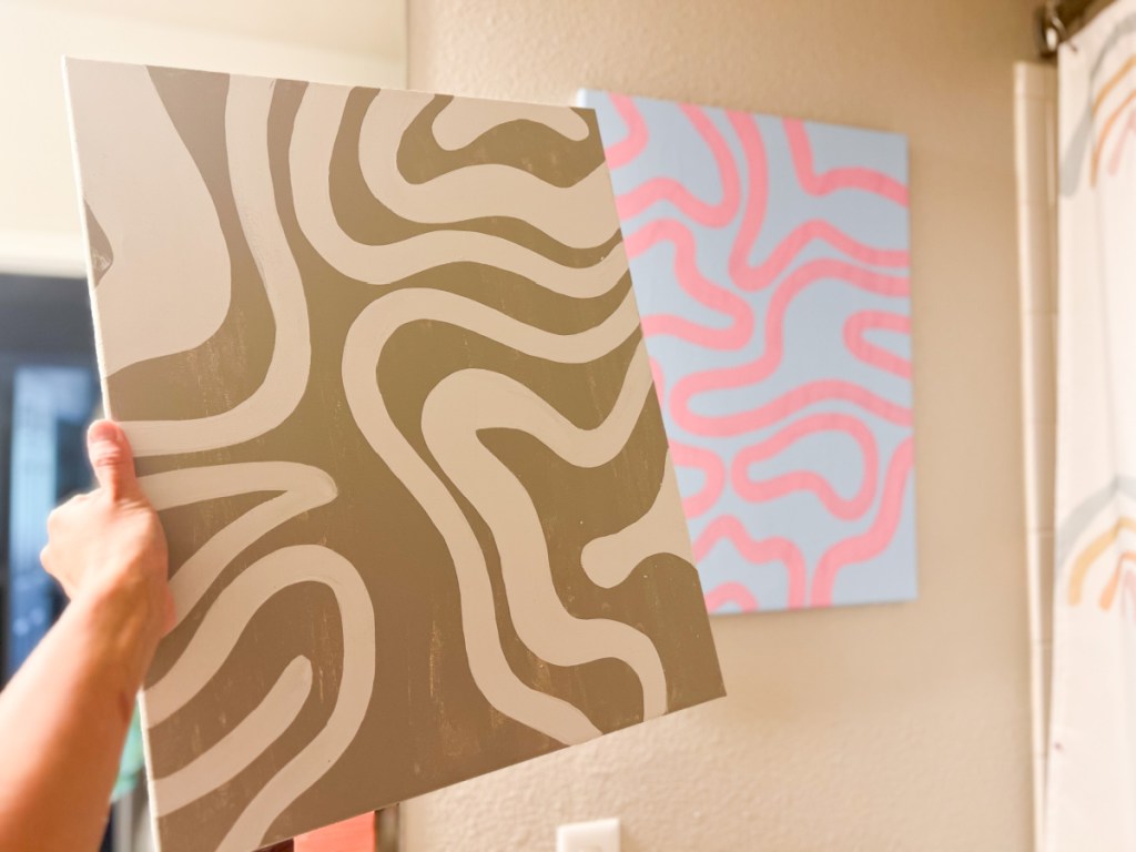 two wavy retro lines canvas art