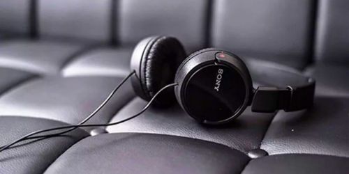 Sony Wired Headphones Just $9.99 on Amazon (Reg. $20) – Great for Back-To-School