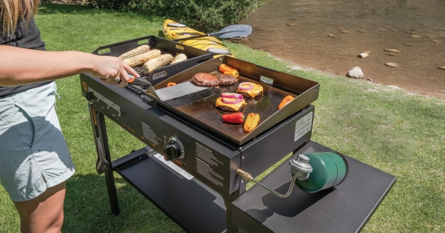 Blackstone Duo 17" Griddle and Charcoal Grill Combo