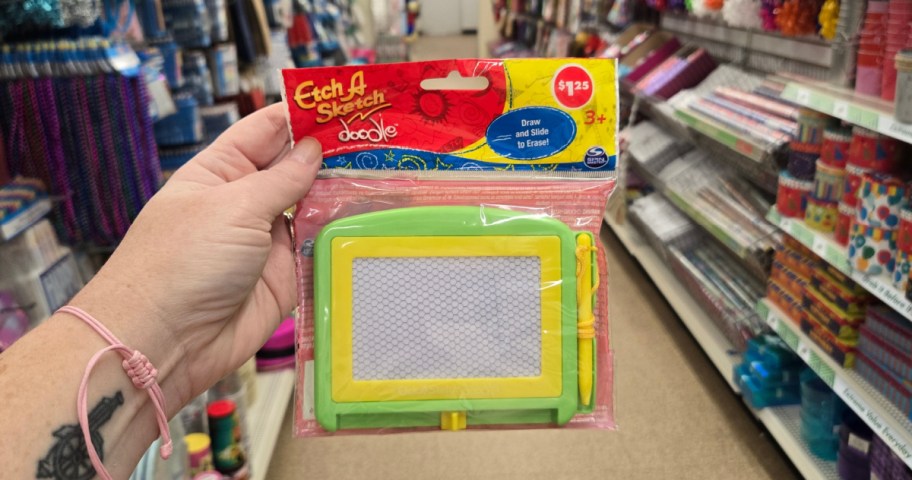 Etch A Sketch Toy