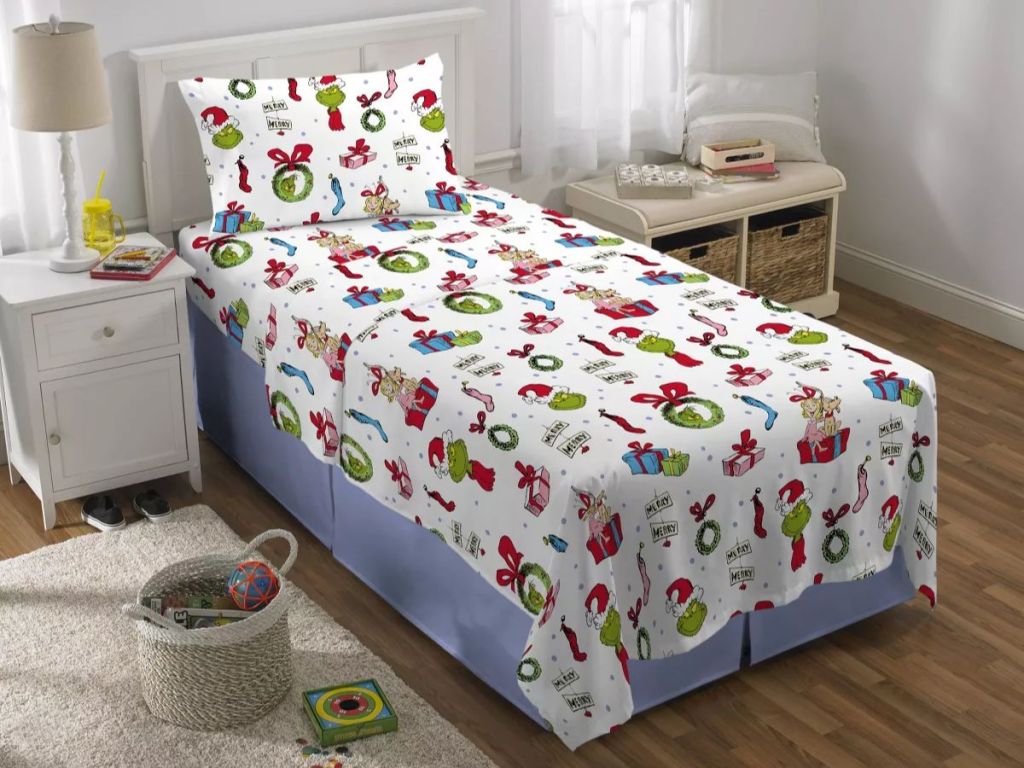 Twin The Grinch Flannel Sheet Set at Target