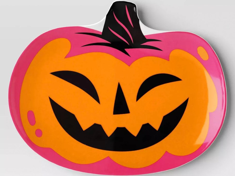 pink appetizer tray with pumpkin