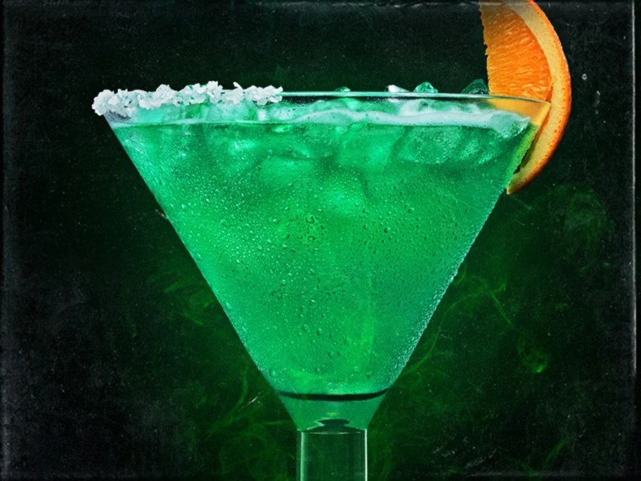 green margarita with orange slice