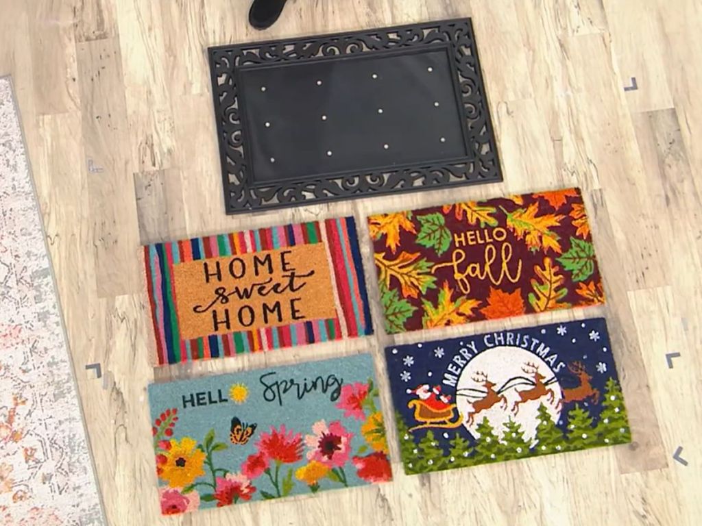 Home Reflections Seasonal Doormats and Decorative Base Set