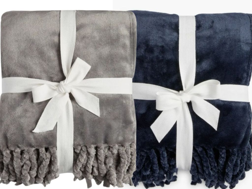 Nordstrom Bliss Plush Throw Blanket