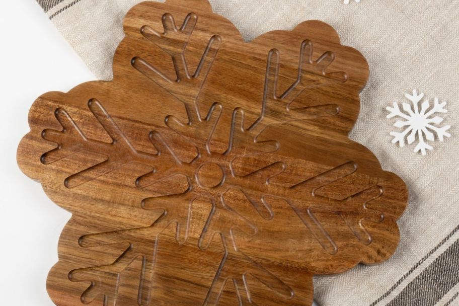 Holiday Time Wood Snowflake Board