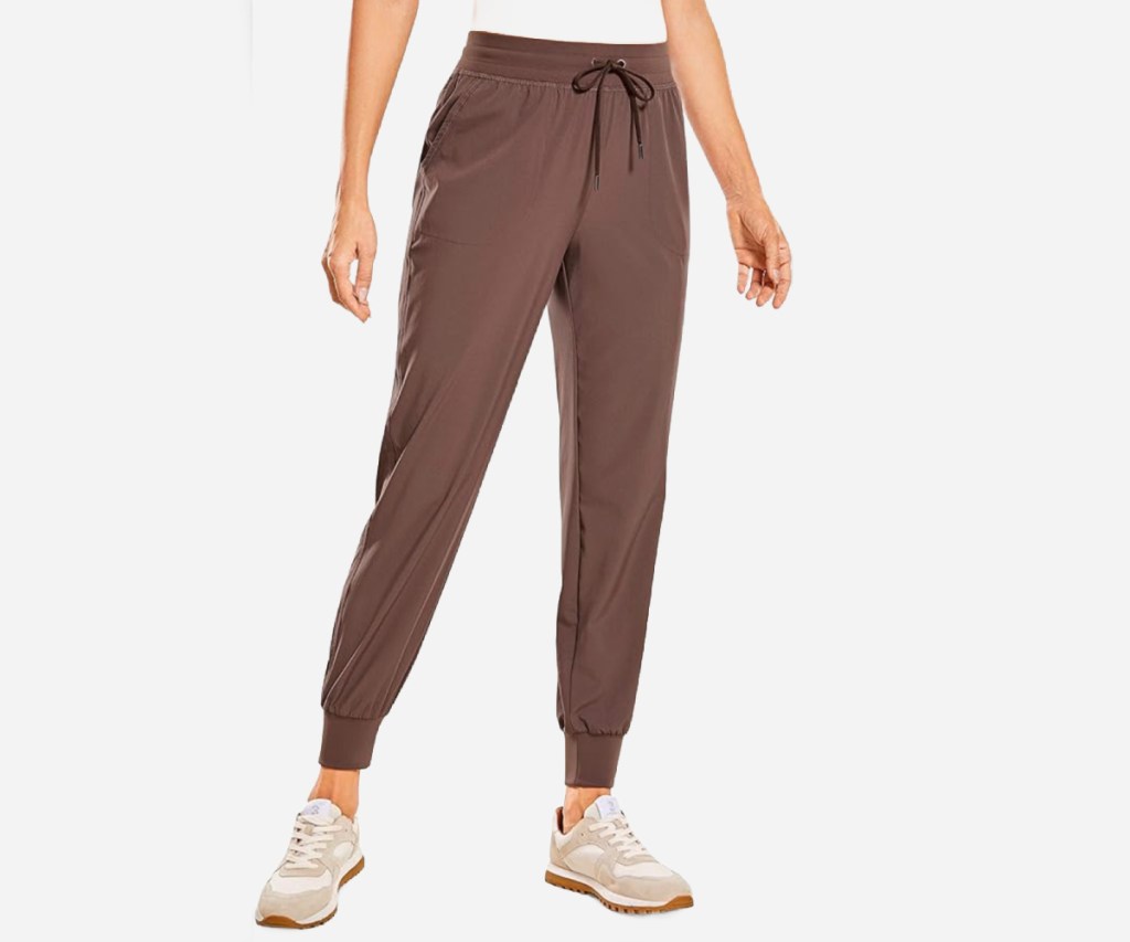 woman in brown cheap lululemon amazon joggers