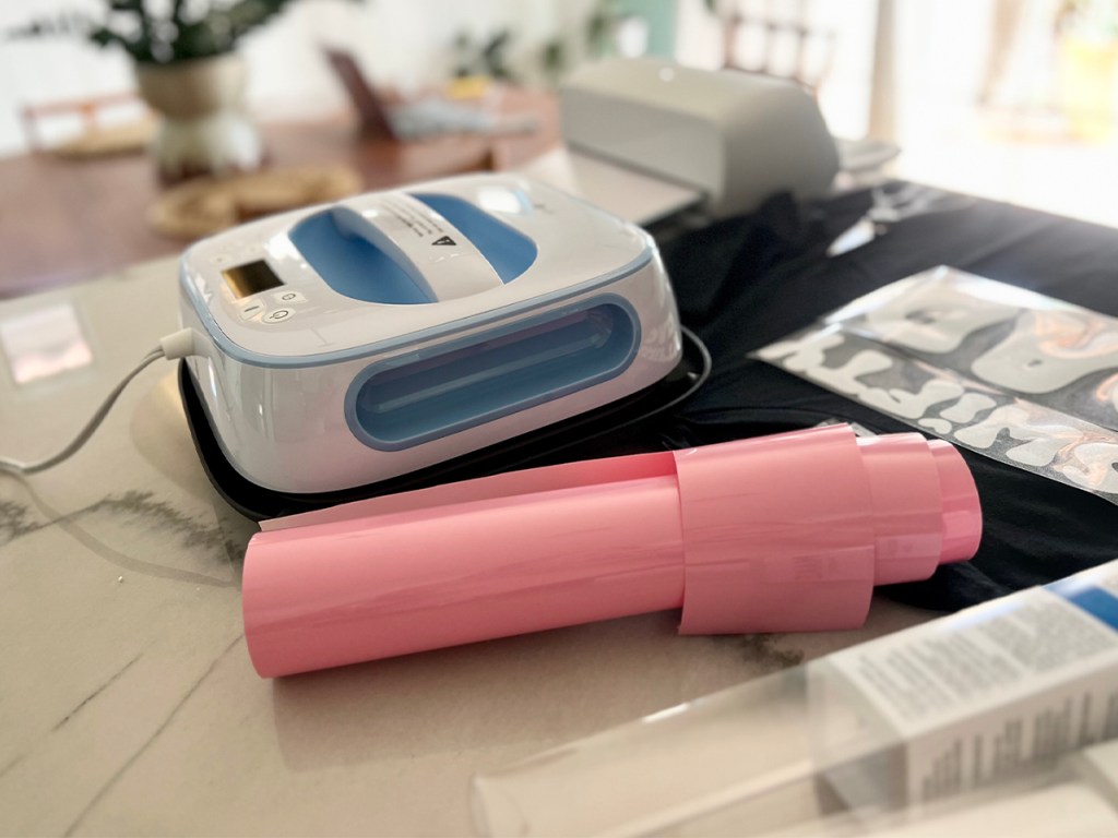 blue and white heatpress with pink vinyl