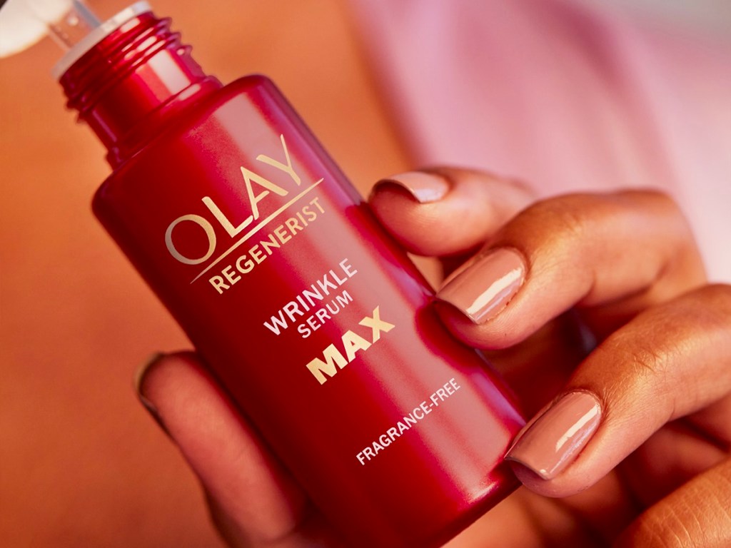 hand holding olay wrinkle max serum 