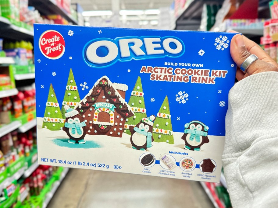 hand holding oreo cookie kit 