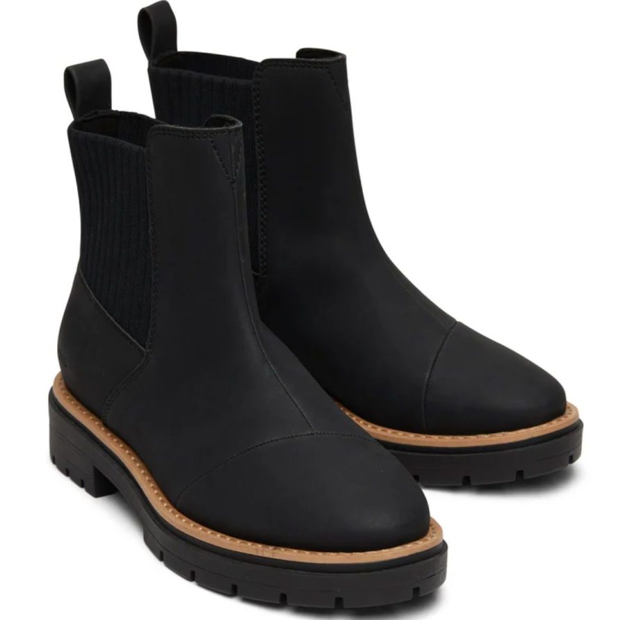 a pair of black vegan chelsea boots