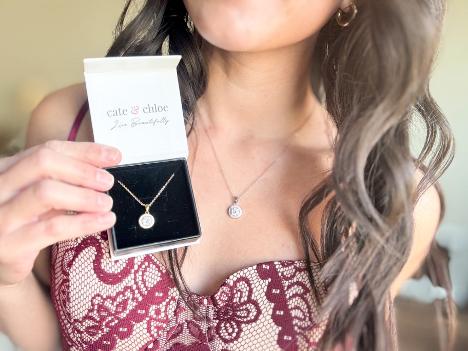 wman modeling cate and chloe blake necklaces