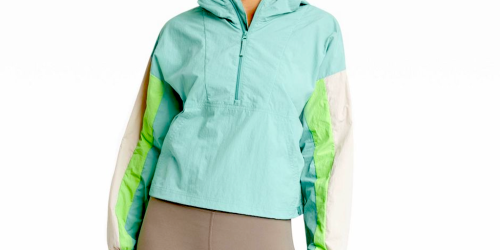 JoyLab Women’s Pullover Windbreaker Just $28 on Target.com (Reg. $40)