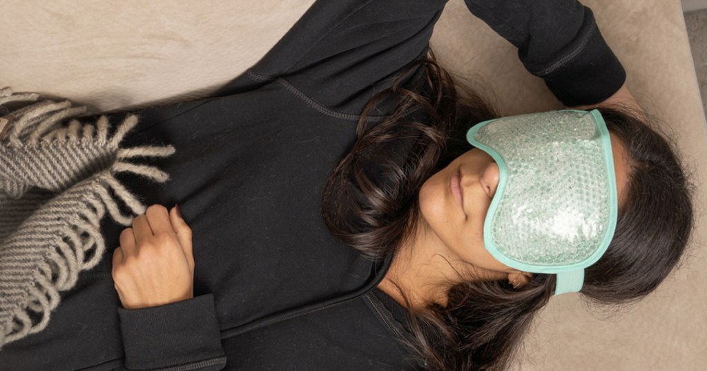 woman wearing gel bead eye mask