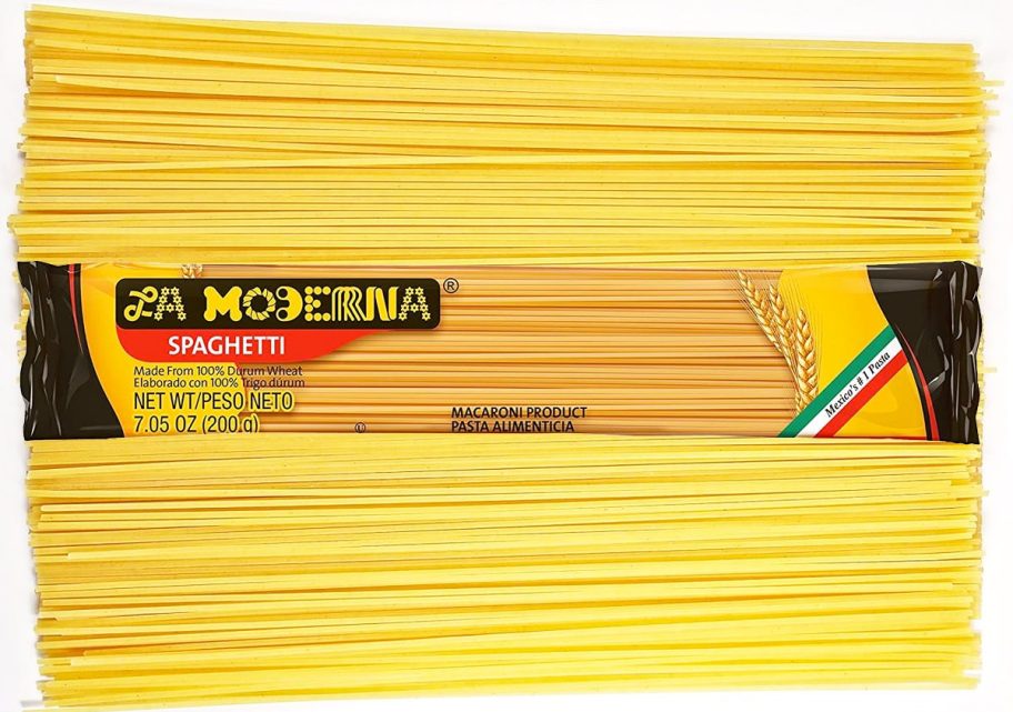 bag of La Moderna Pasta Spaghetti on top of dried spaghetti noodles