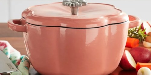 The Pioneer Woman Floral Dutch Oven JUST $19.97 on Walmart.com (Regularly $40)